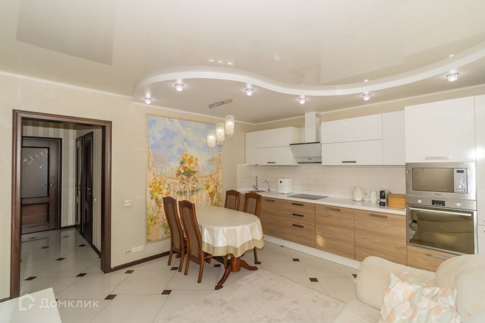 Продаётся 3-комнатная квартира, 85 м²