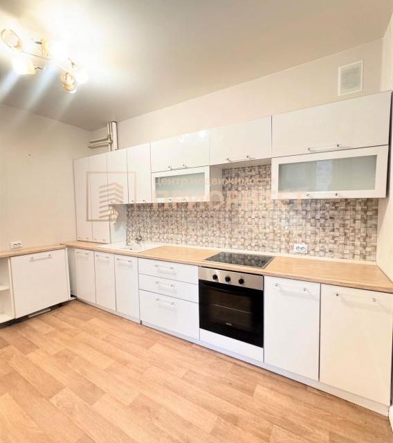 Продаётся 3-комнатная квартира, 76 м²