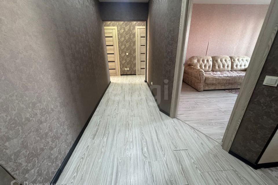 Продаётся 3-комнатная квартира, 67.8 м²