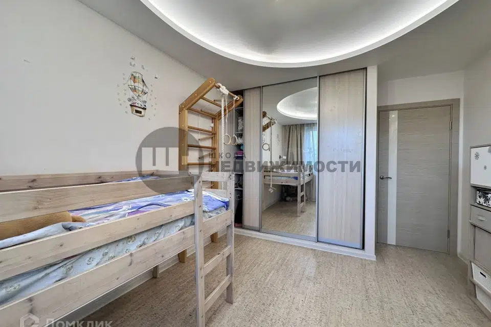 Продаётся 3-комнатная квартира, 80 м²