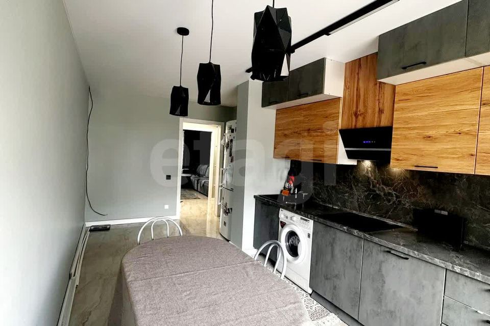 Продаётся 4-комнатная квартира, 80.5 м²