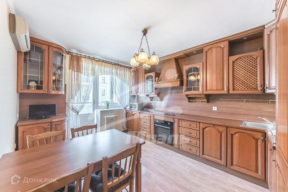Сдаётся 3-комнатная квартира, 110 м²