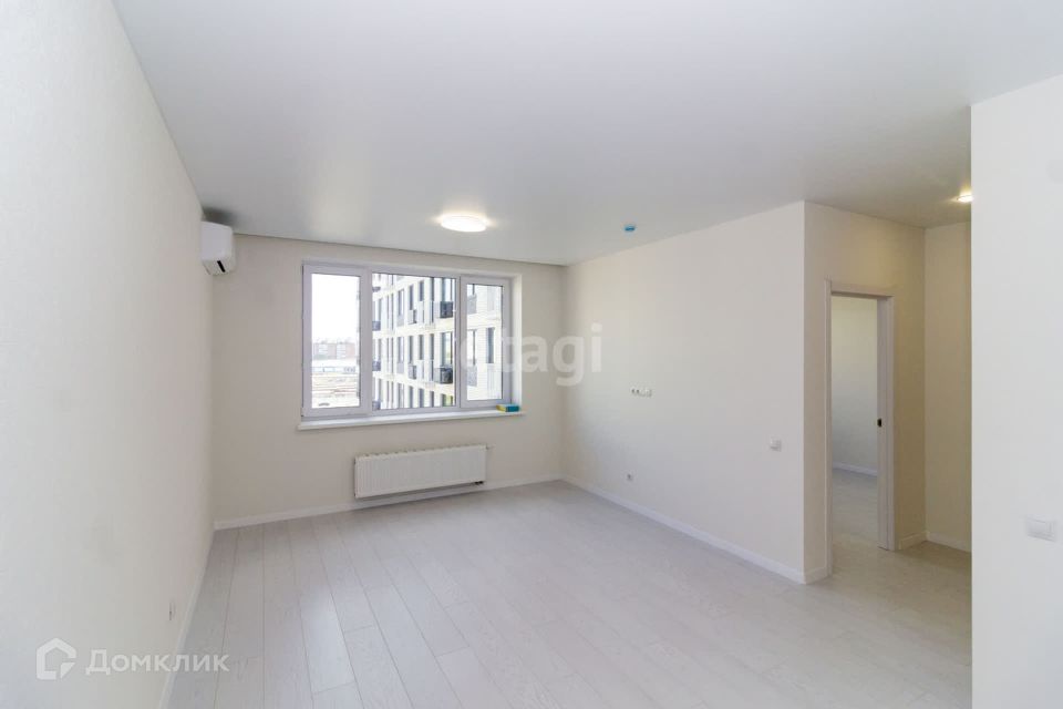 Продаётся 1-комнатная квартира, 43.2 м²