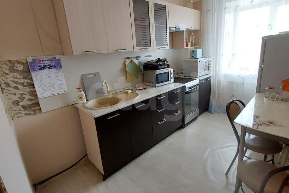 Продаётся 3-комнатная квартира, 63.2 м²