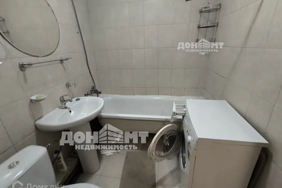 Продаётся 1-комнатная квартира, 42 м²