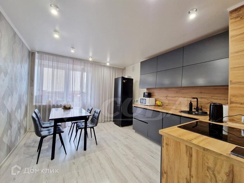 Продаётся 2-комнатная квартира, 60.6 м²