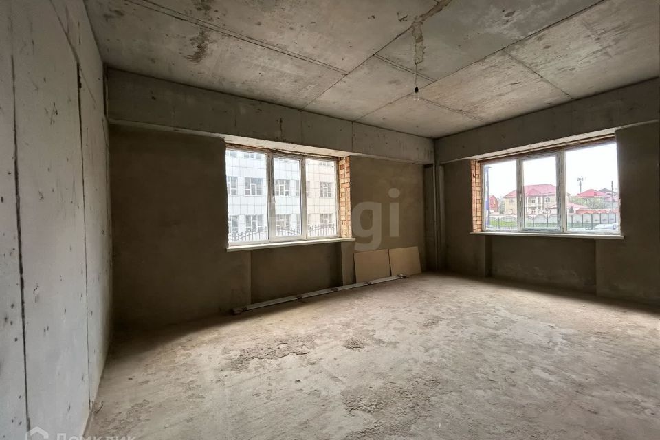 Продаётся 4-комнатная квартира, 150 м²