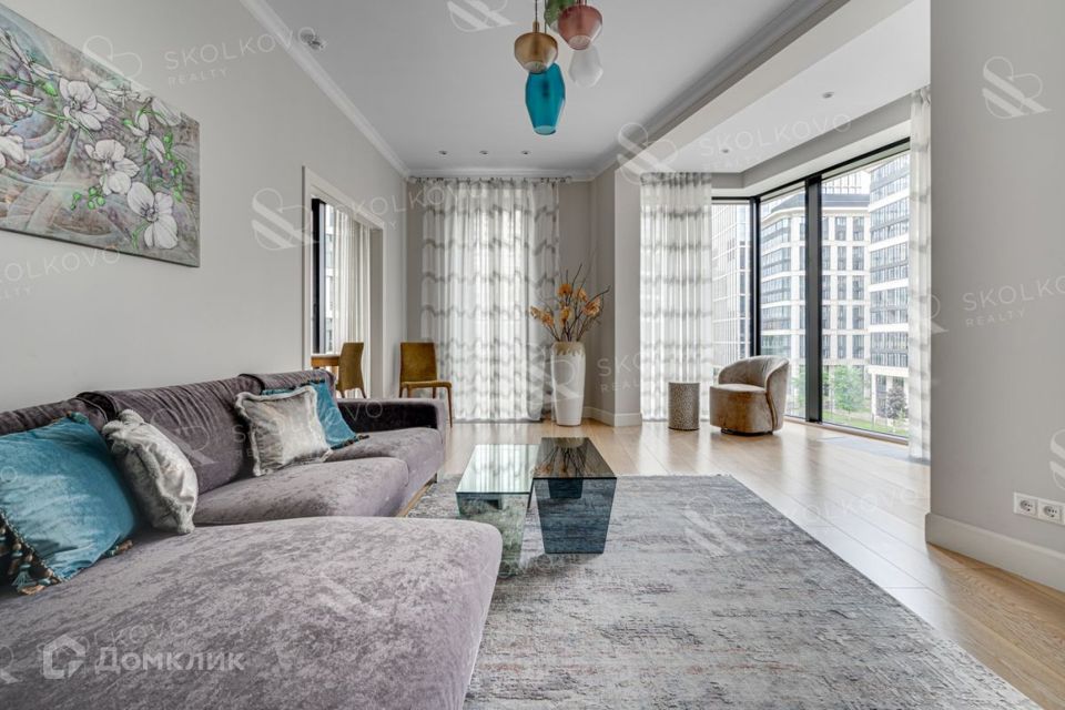 Сдаётся 2-комнатная квартира, 84 м²