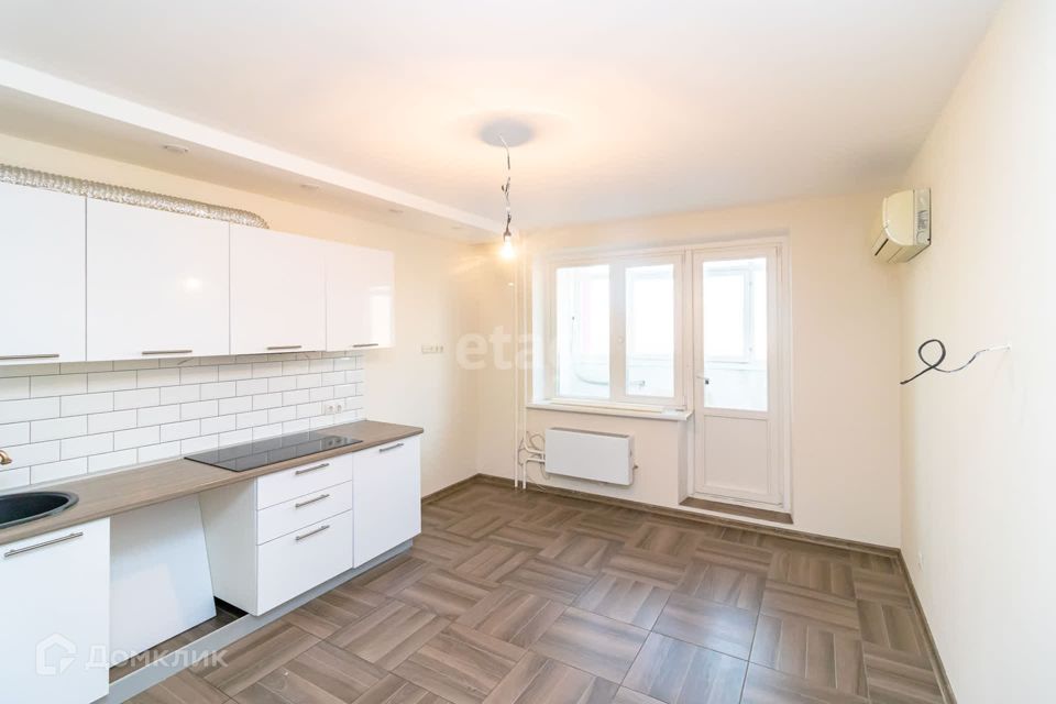 Продаётся 2-комнатная квартира, 66.6 м²