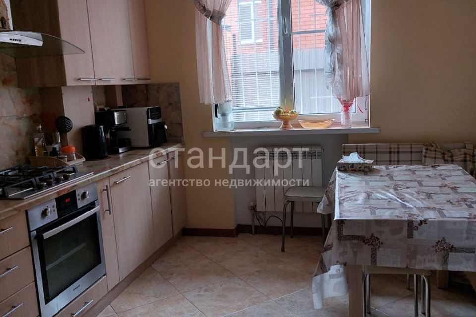 Продаётся 2-комнатная квартира, 61.2 м²