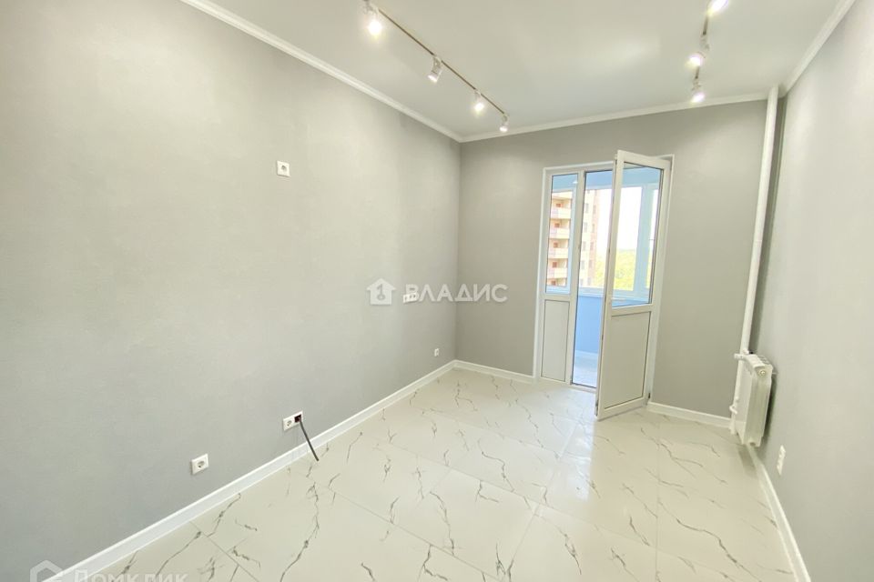 Продаётся 1-комнатная квартира, 38 м²