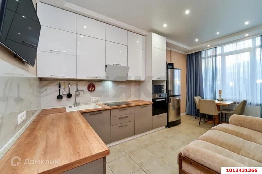 Продаётся 1-комнатная квартира, 43.5 м²