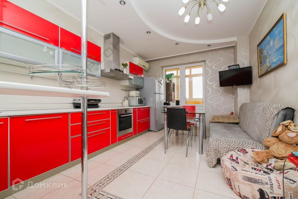 Продаётся 2-комнатная квартира, 72.9 м²