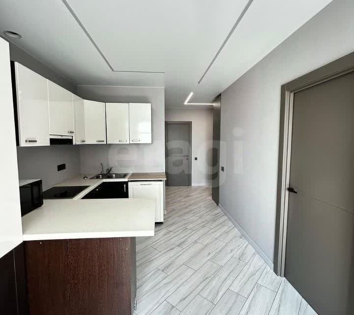 Продаётся 1-комнатная квартира, 49.3 м²
