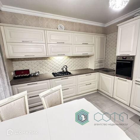 Продаётся 3-комнатная квартира, 64.5 м²