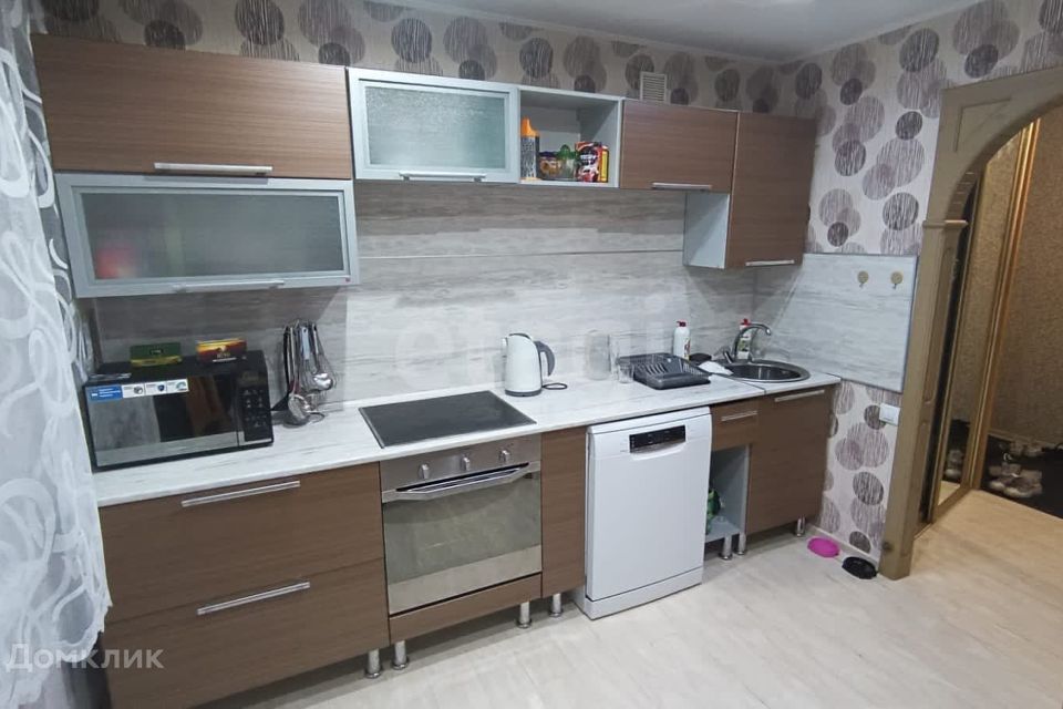 Продаётся 3-комнатная квартира, 69.4 м²
