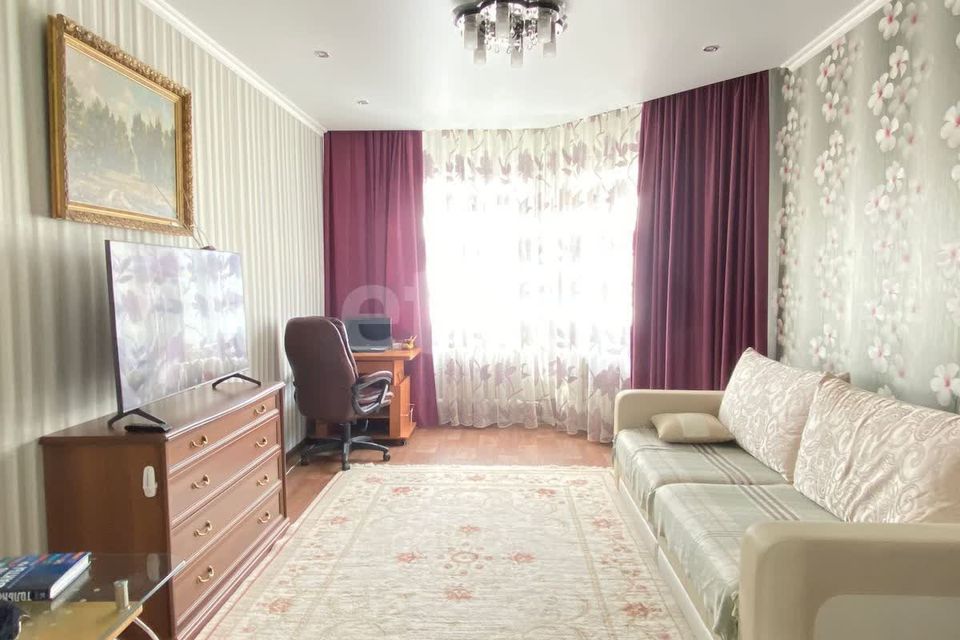 Продаётся 3-комнатная квартира, 67.8 м²