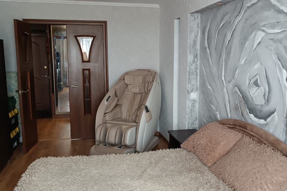 Продаётся 1-комнатная квартира, 41.9 м²