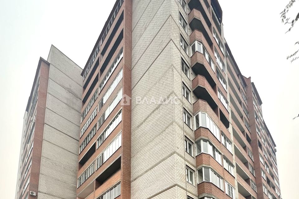 Продаётся 1-комнатная квартира, 39.7 м²