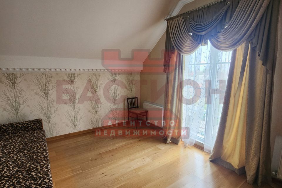 Продаётся таунхаус, 2-эт., 271 м²