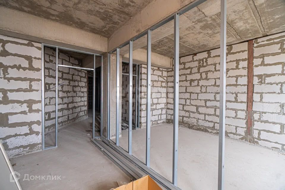 Продаётся 1-комнатная квартира, 52 м²