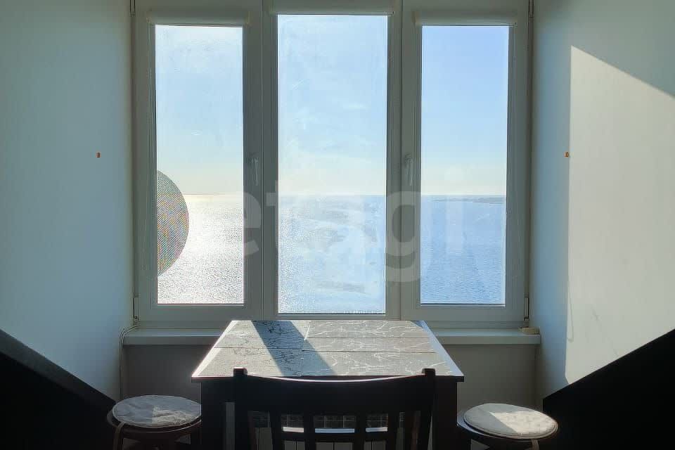 Продаётся 2-комнатная квартира, 82 м²