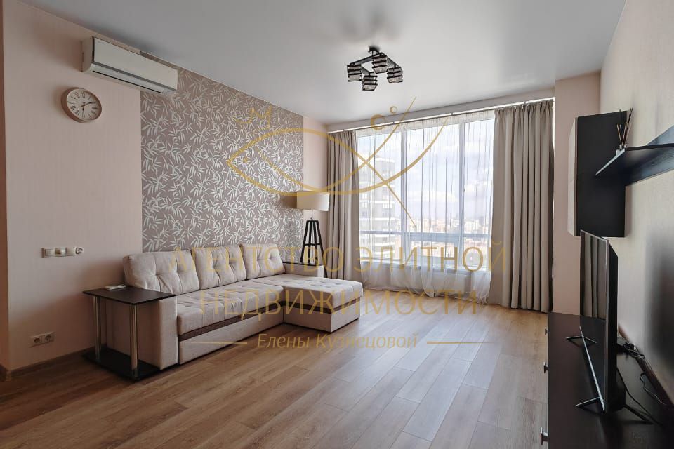 Сдаётся 3-комнатная квартира, 102 м²