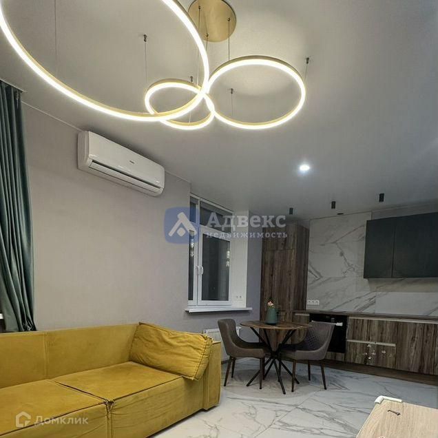 Продаётся 2-комнатная квартира, 54.4 м²