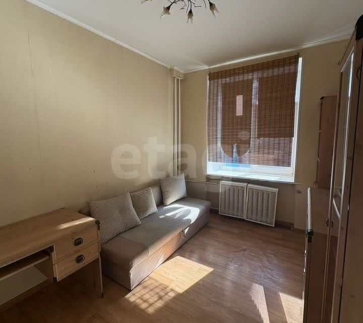 Сдаётся 3-комнатная квартира, 51.7 м²