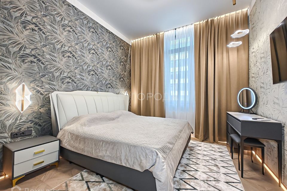 Сдаётся 2-комнатная квартира, 70 м²