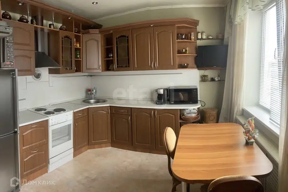 Продаётся 3-комнатная квартира, 69.2 м²