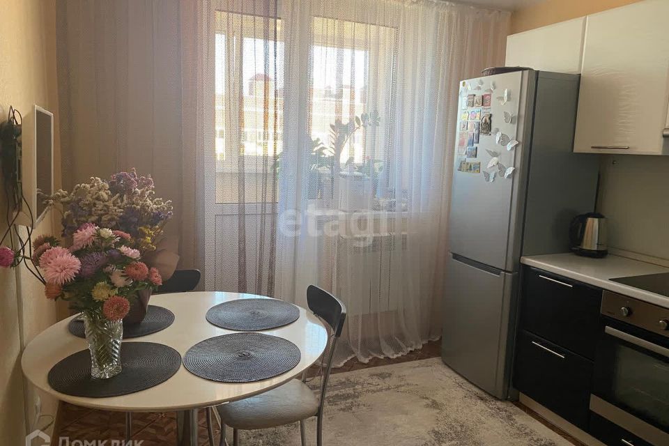 Продаётся 1-комнатная квартира, 40.3 м²