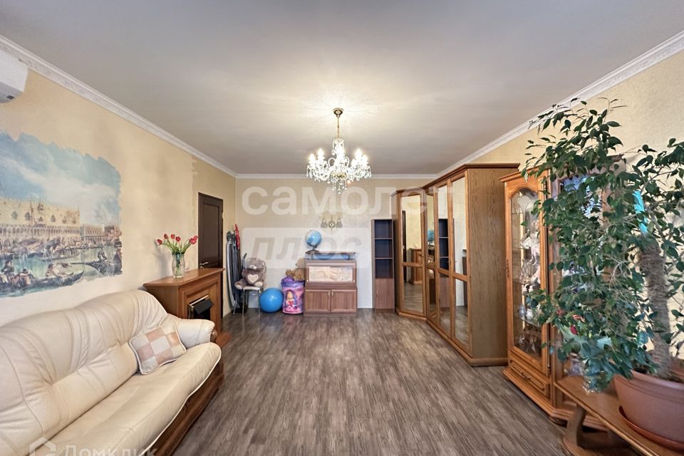 Продаётся 2-комнатная квартира, 55.4 м²