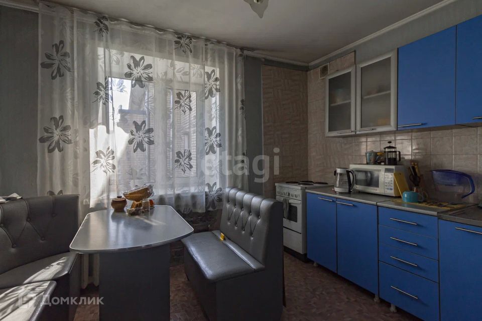 Продаётся 3-комнатная квартира, 60.6 м²