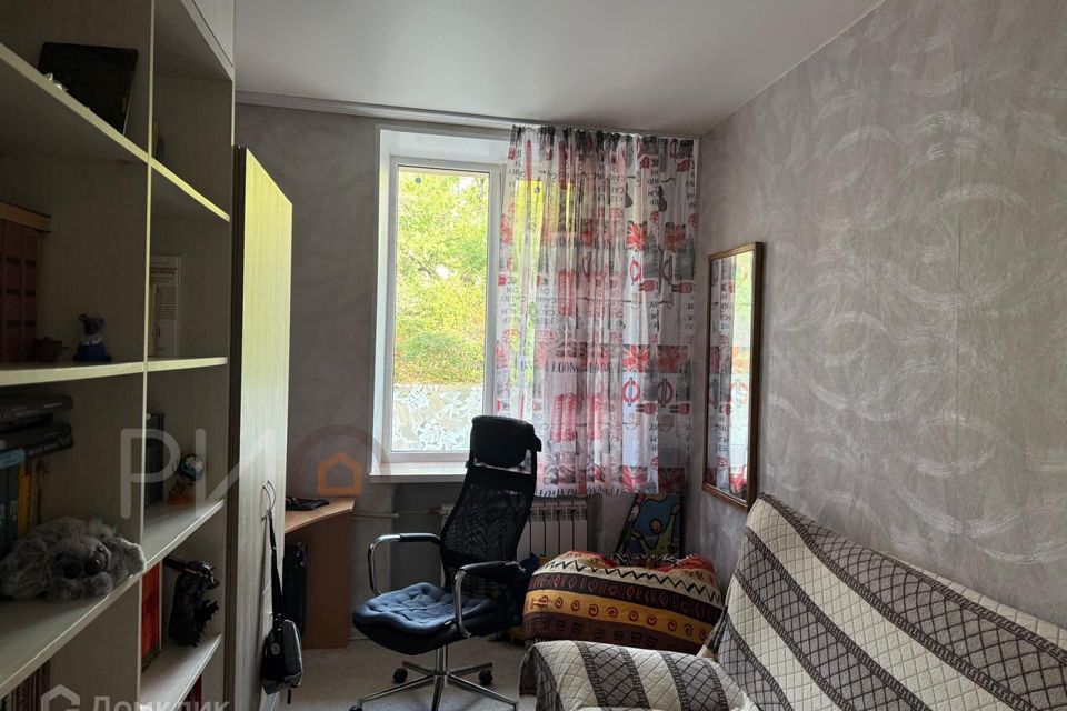 Продаётся 3-комнатная квартира, 65.1 м²