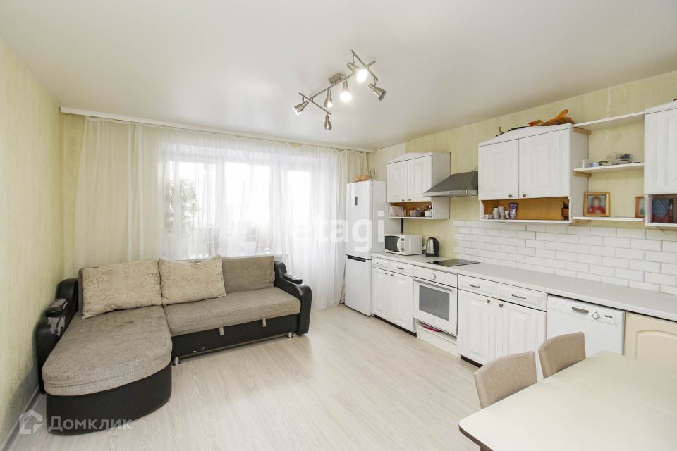 Продаётся 2-комнатная квартира, 55.2 м²