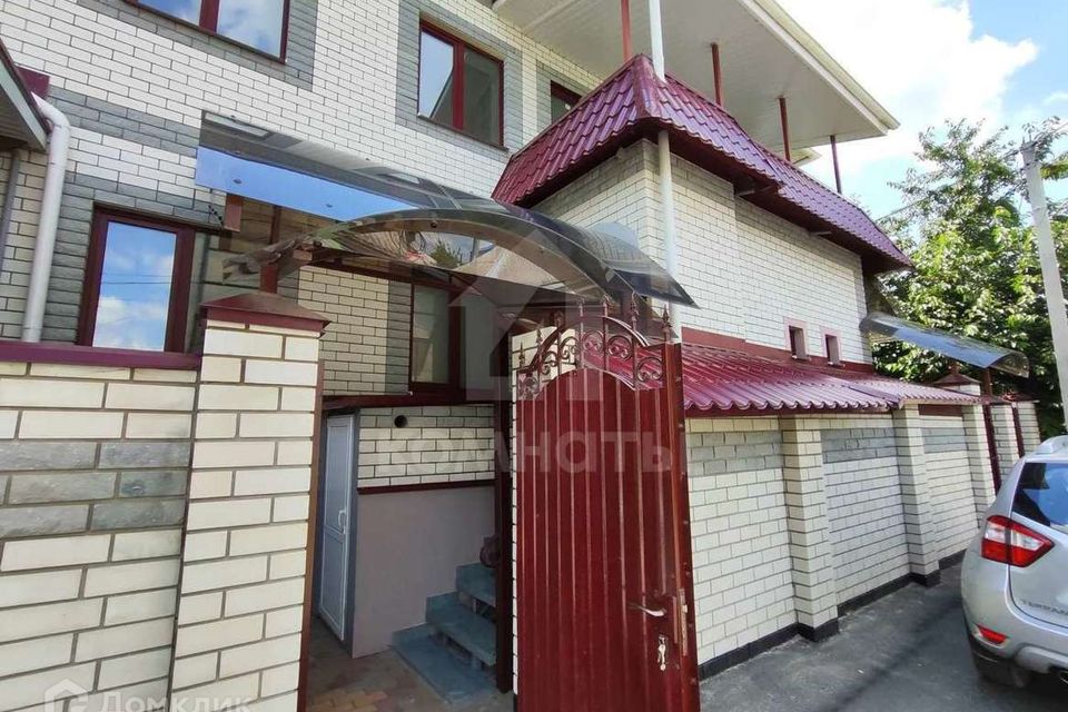 Продаётся 3-комнатная квартира, 119.1 м²