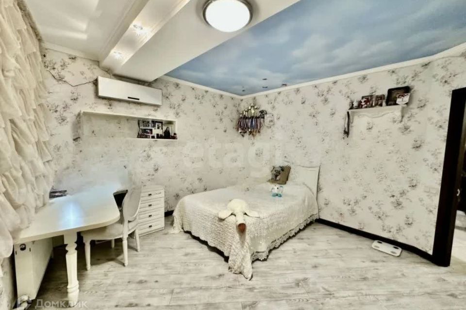 Продаётся 3-комнатная квартира, 82.3 м²