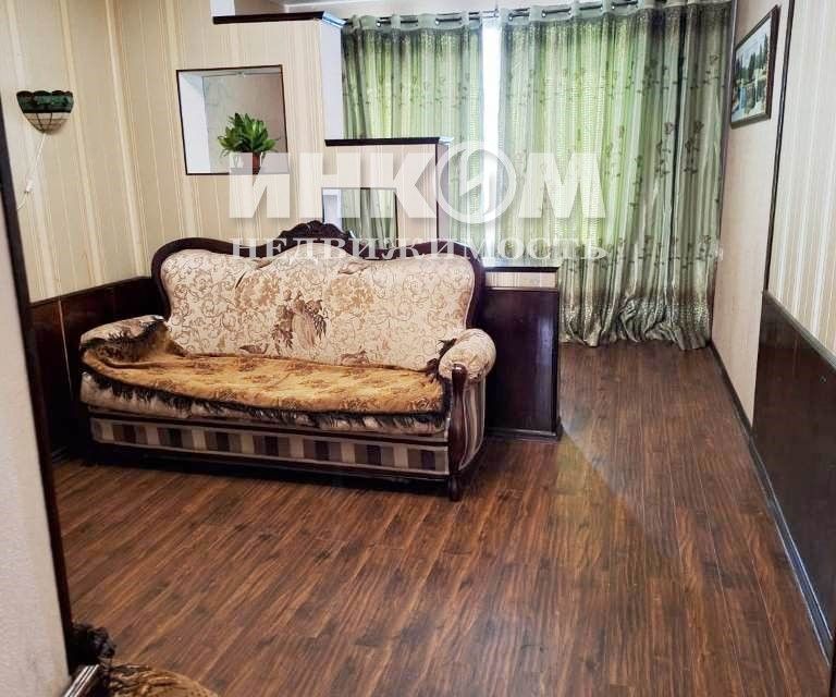 Сдаётся 2-комнатная квартира, 56 м²