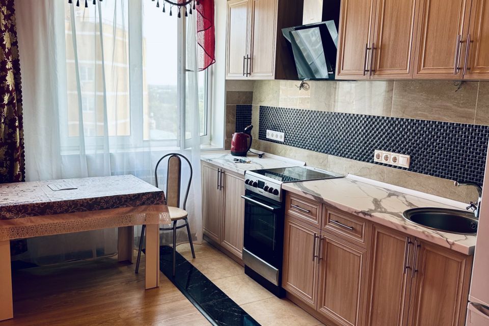 Продаётся 1-комнатная квартира, 37 м²
