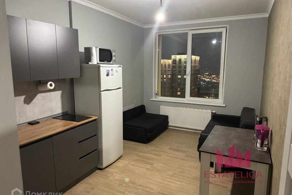 Продаётся 1-комнатная квартира, 40.3 м²