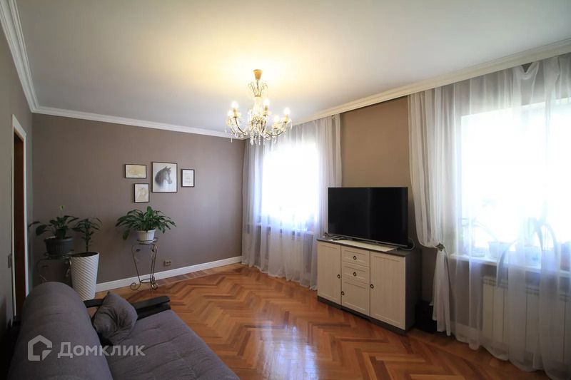 Продаётся 3-комнатная квартира, 69.6 м²