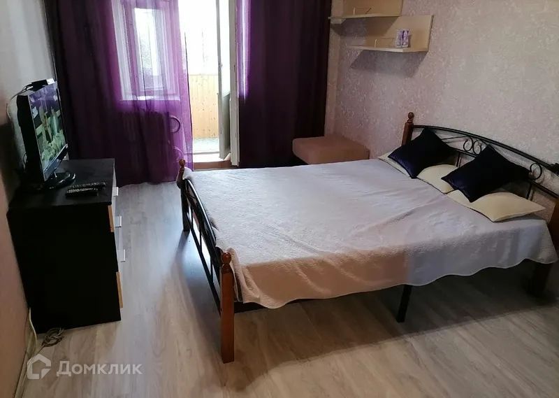 Сдаётся 2-комнатная квартира, 65 м²