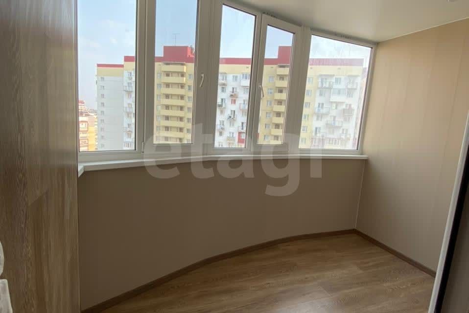 Продаётся 1-комнатная квартира, 42.3 м²