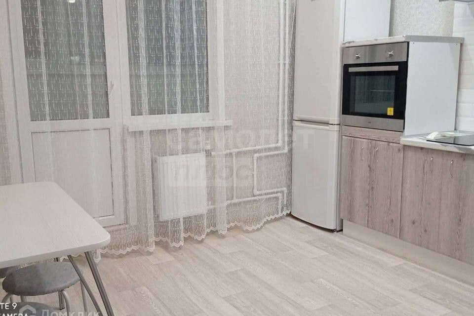 Продаётся 1-комнатная квартира, 40 м²
