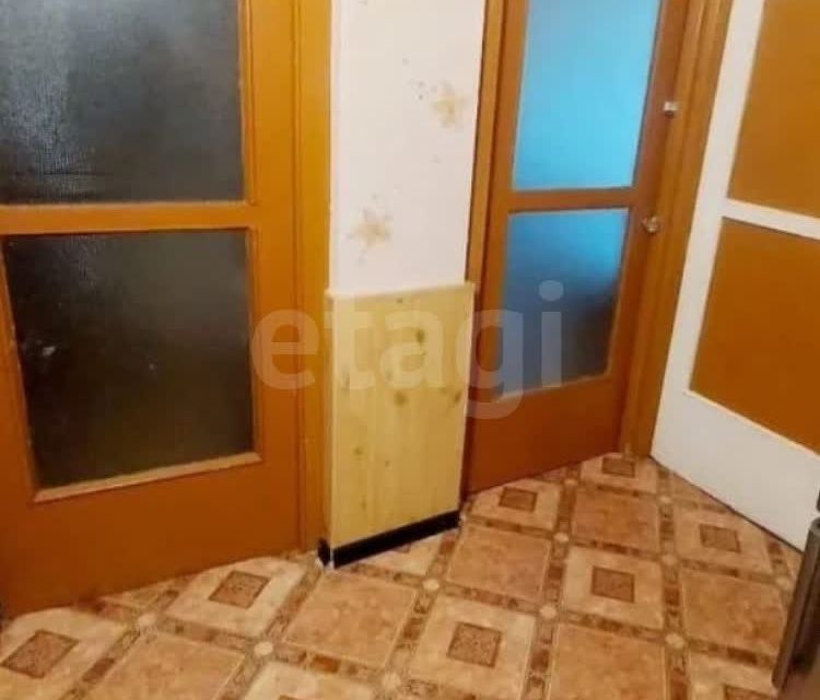 Продаётся 3-комнатная квартира, 63 м²