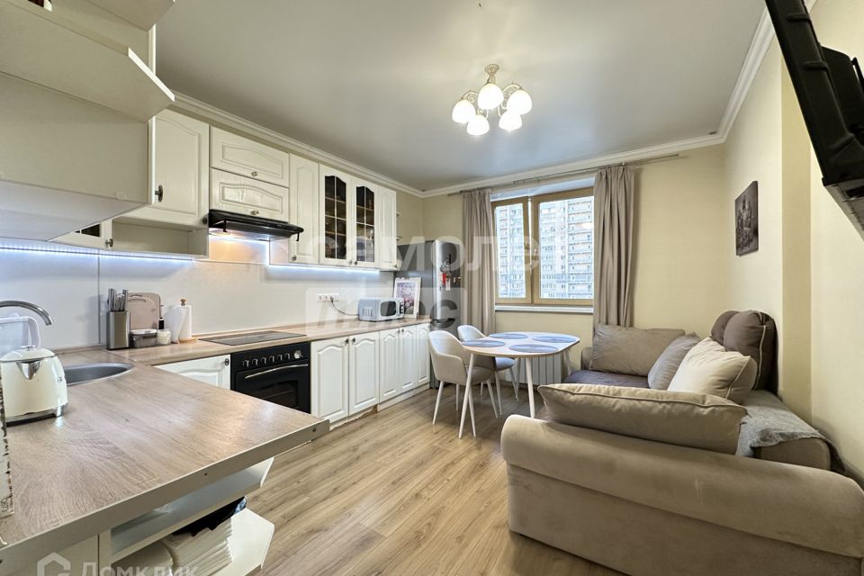 Продаётся 1-комнатная квартира, 45.9 м²