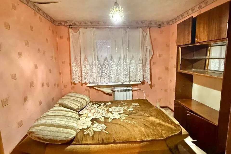 Продаётся 4-комнатная квартира, 63 м²