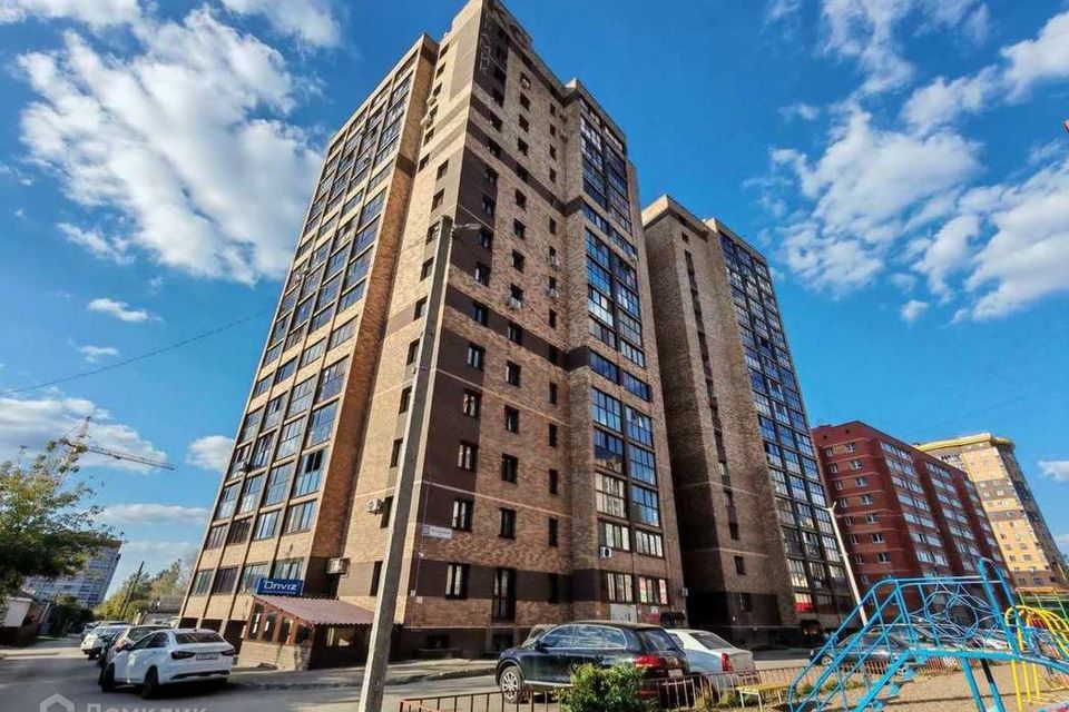 Продаётся 2-комнатная квартира, 56.5 м²