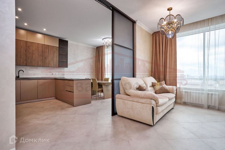 Сдаётся 3-комнатная квартира, 98 м²